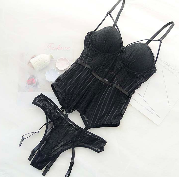 Loretta Lace Corset Ensemble