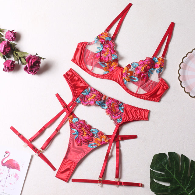 Beatrice Lace Lingerie Ensemble